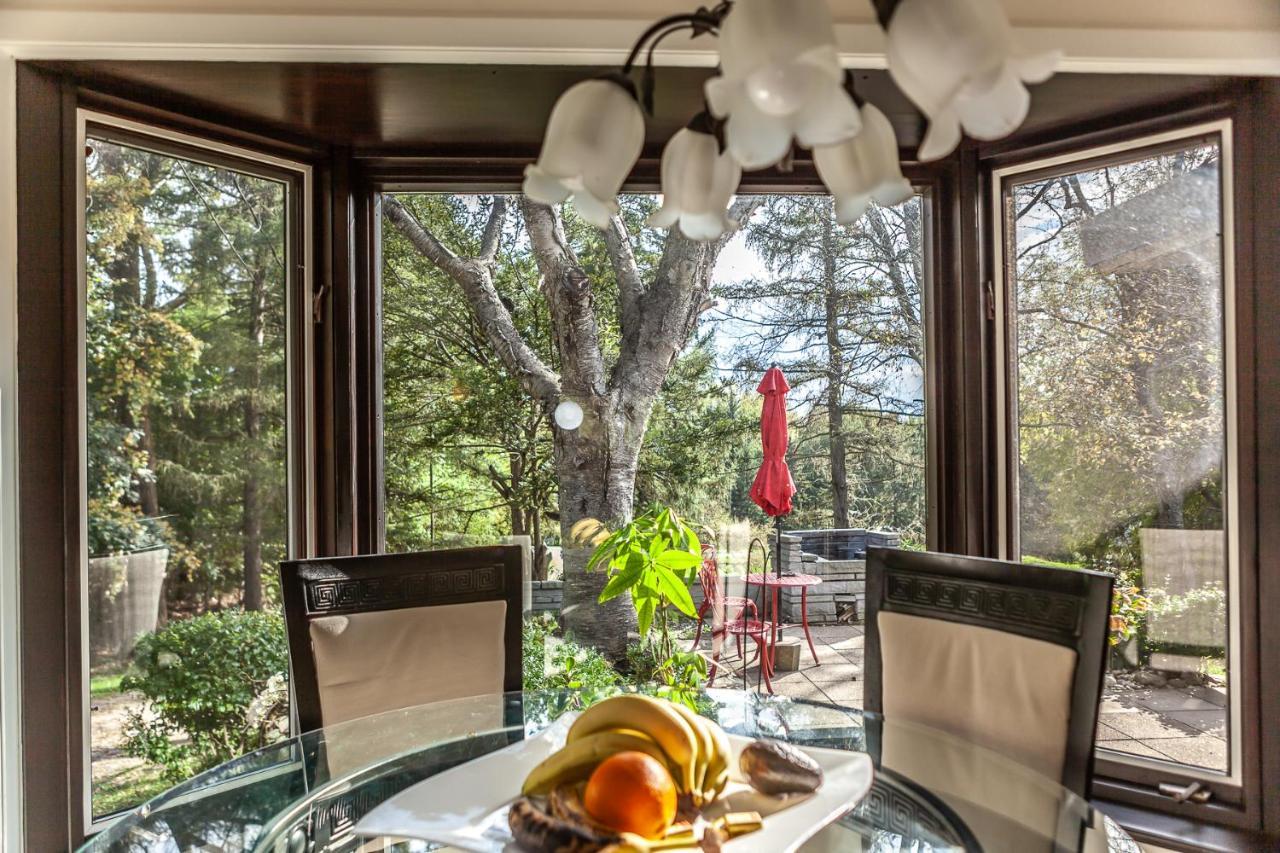 Nature Oasis Bar Room Dundas Екстериор снимка